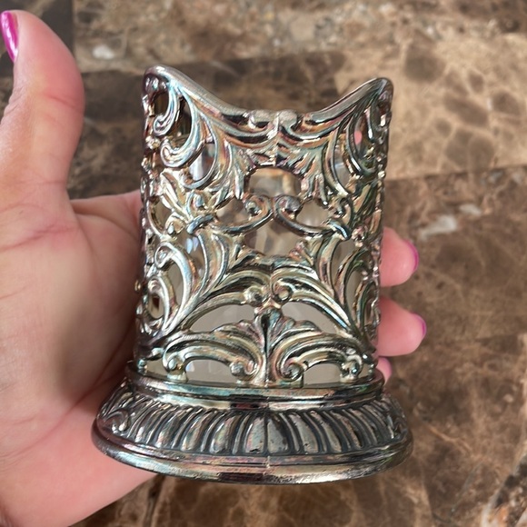 Neiman Marcus - Picture 2 of 9